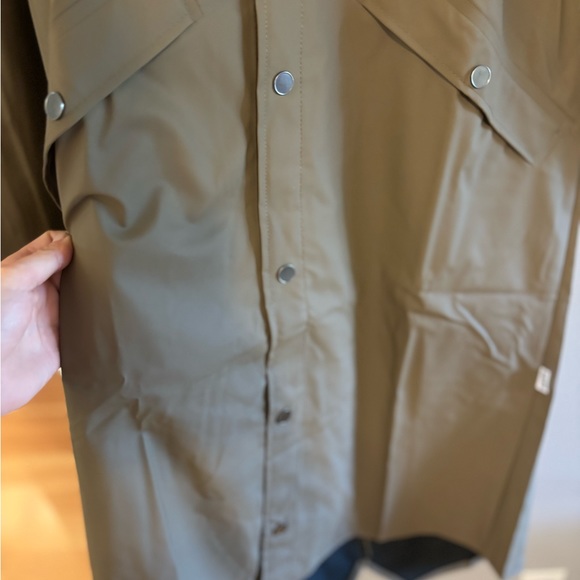 LAST ONE! 🚨🚨Rains Longer Jacket in Wood Size Medium Unisex NWT - Picture 8 of 16